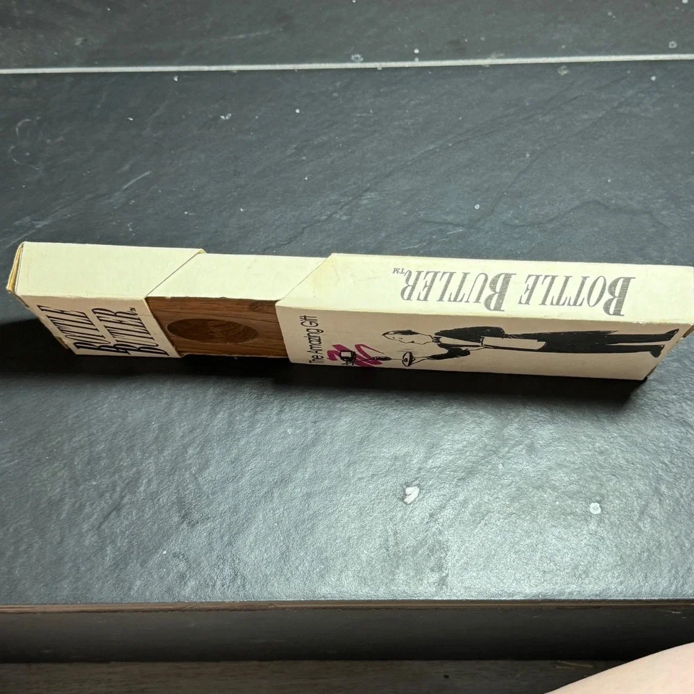 Vintage Bottle Butler Wooden Balancing Wine Bottle‎ Holder Stand with Box